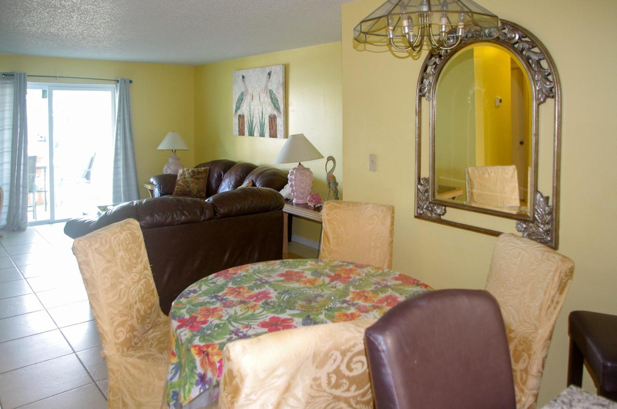 Marion Lane Suites Cocoa Beach Eksteriør billede