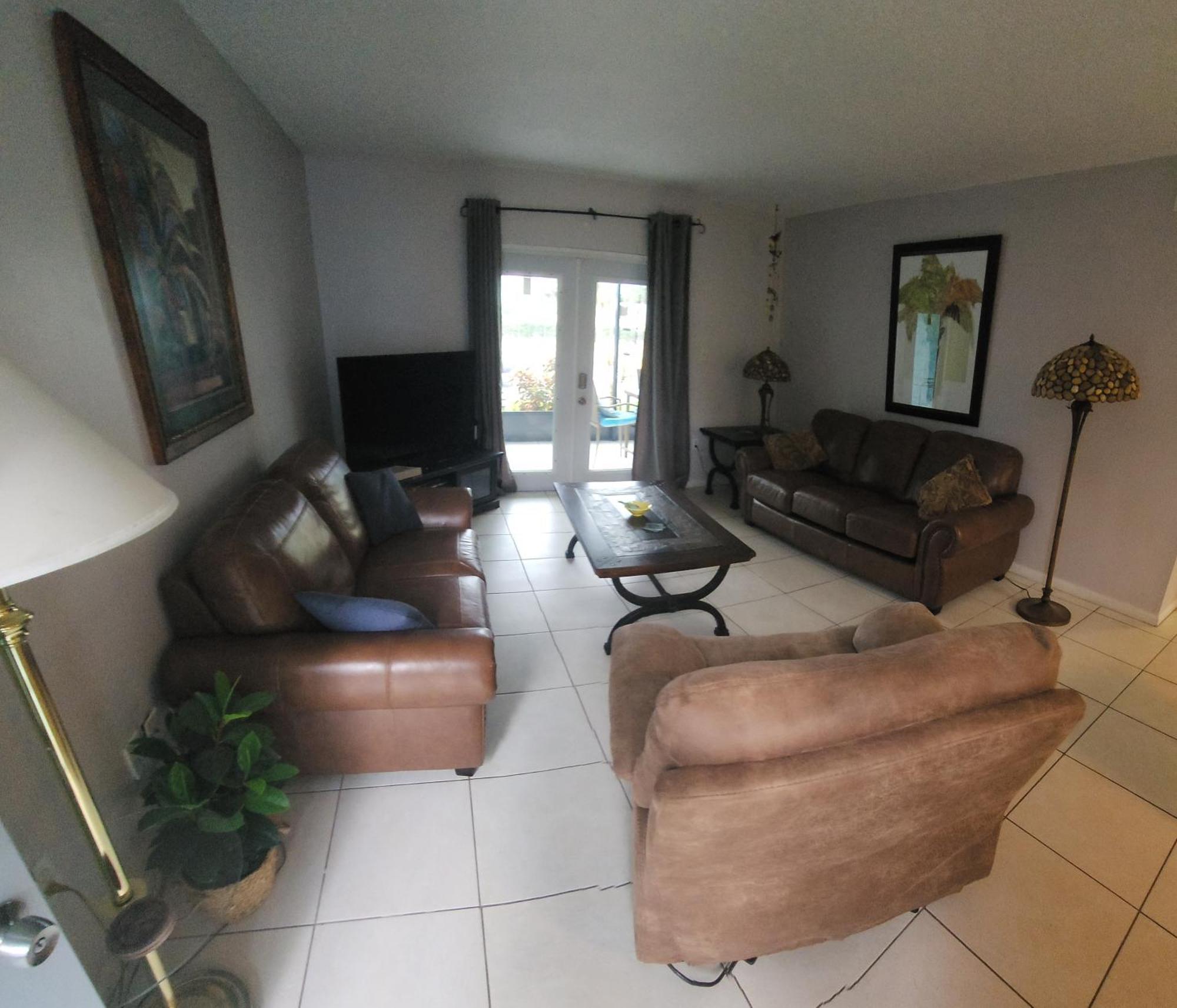 Marion Lane Suites Cocoa Beach Eksteriør billede